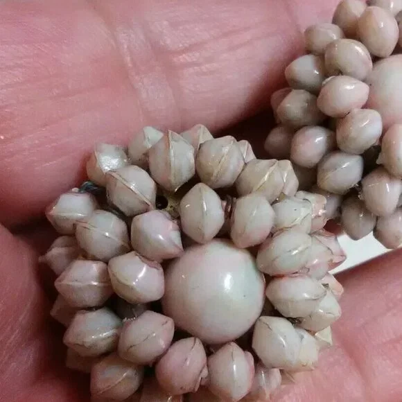 VINTAGE Hong Kong multi strand necklace / earrings set - Picture 4 of 13